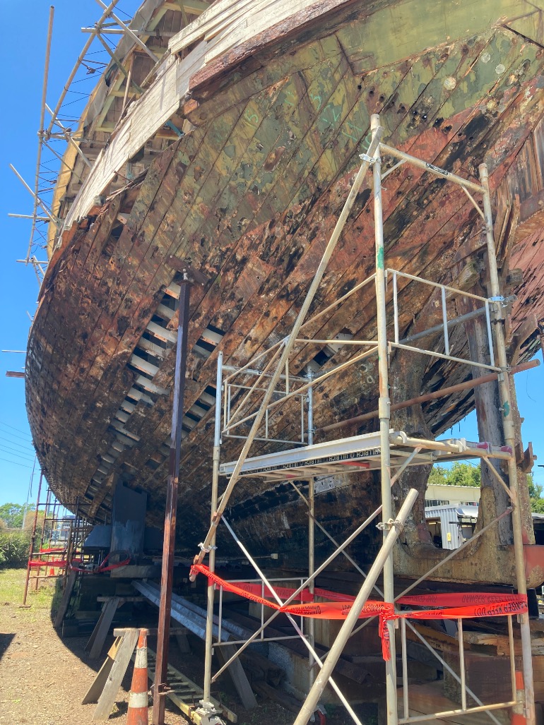 The hull of the Toroa was built with Kauri wood. Kauri is a native tree of New Zealand and the timber is known for its strength and durability. 